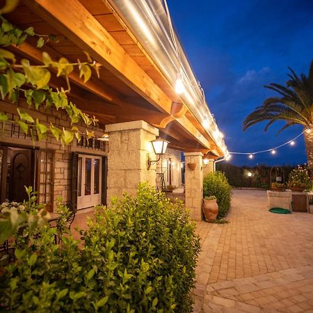 Casale Della Contea Guest House โมดิกา ภายนอก รูปภาพ