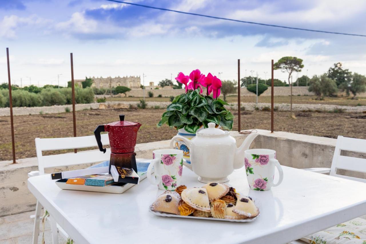 Casale Della Contea Guest House โมดิกา ภายนอก รูปภาพ