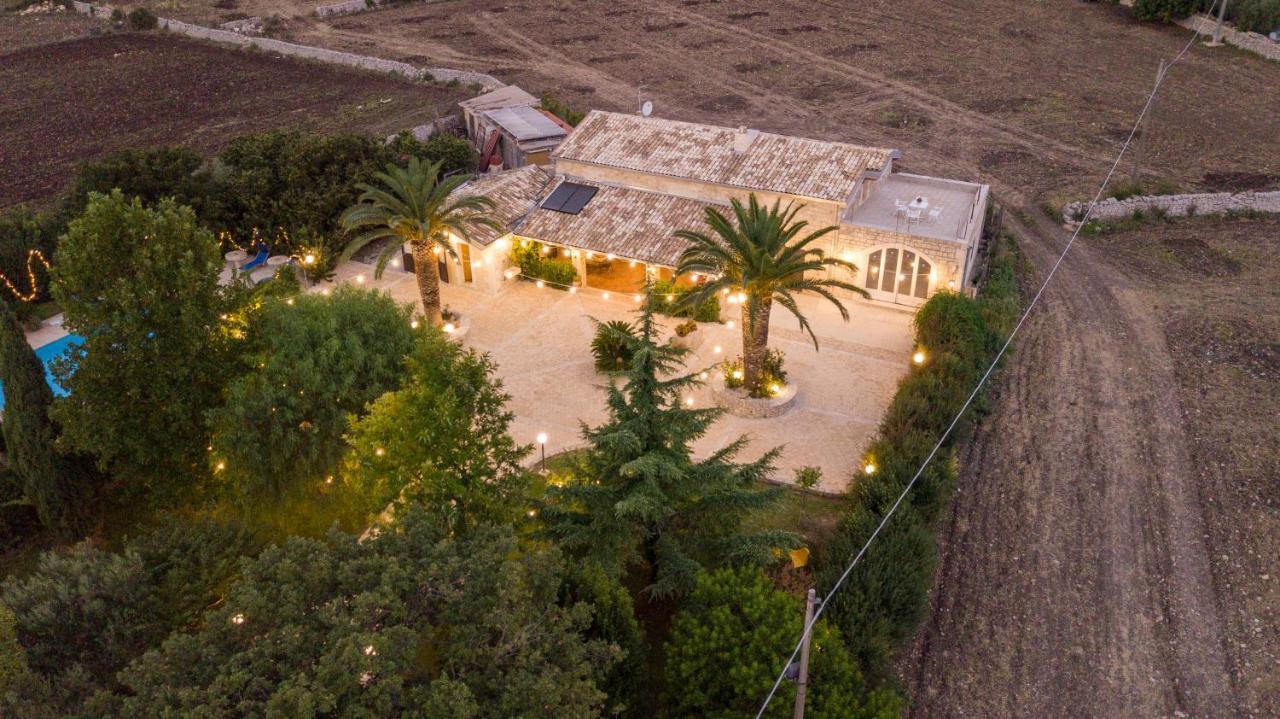 Casale Della Contea Guest House โมดิกา ภายนอก รูปภาพ