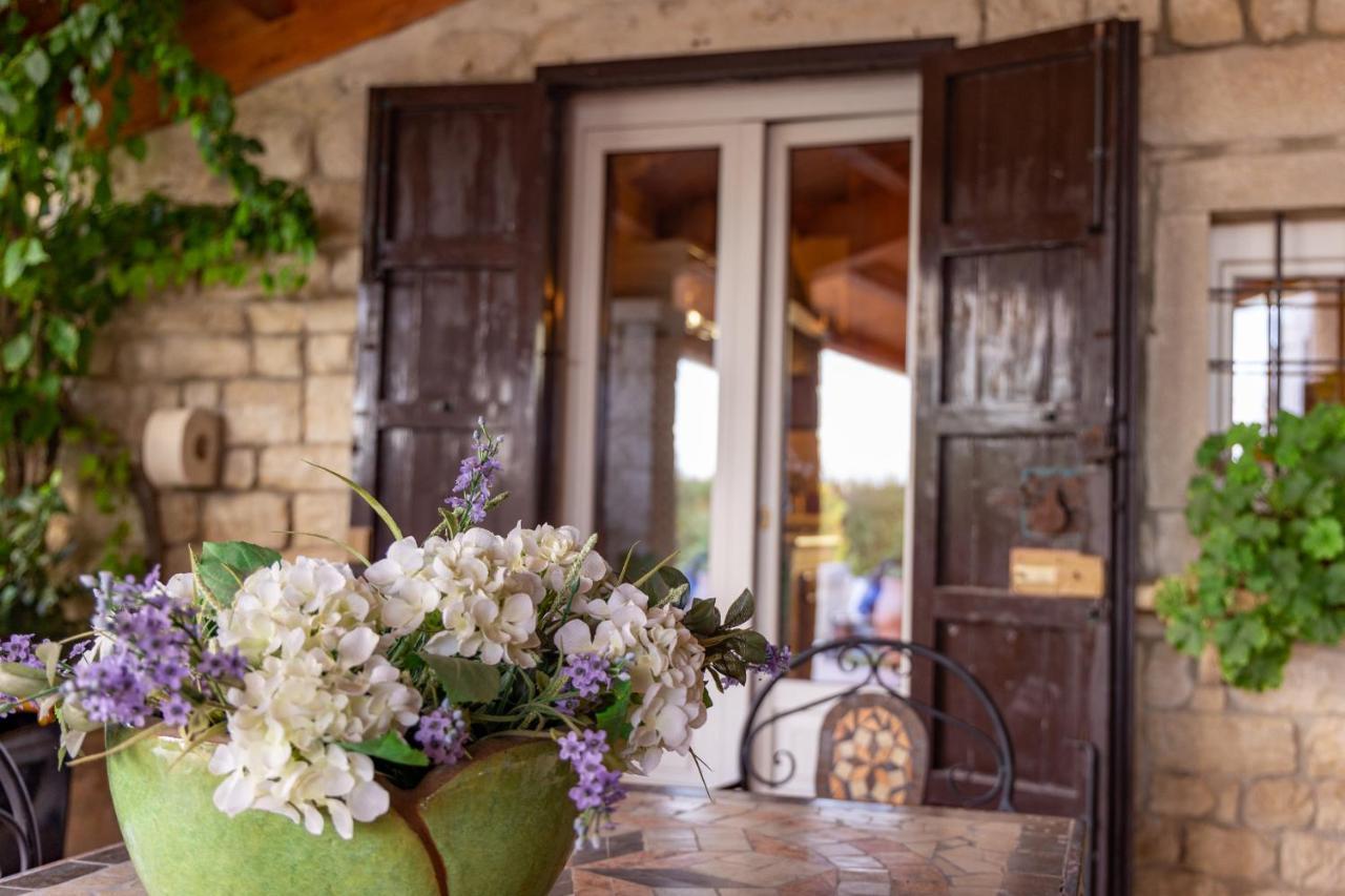 Casale Della Contea Guest House โมดิกา ภายนอก รูปภาพ