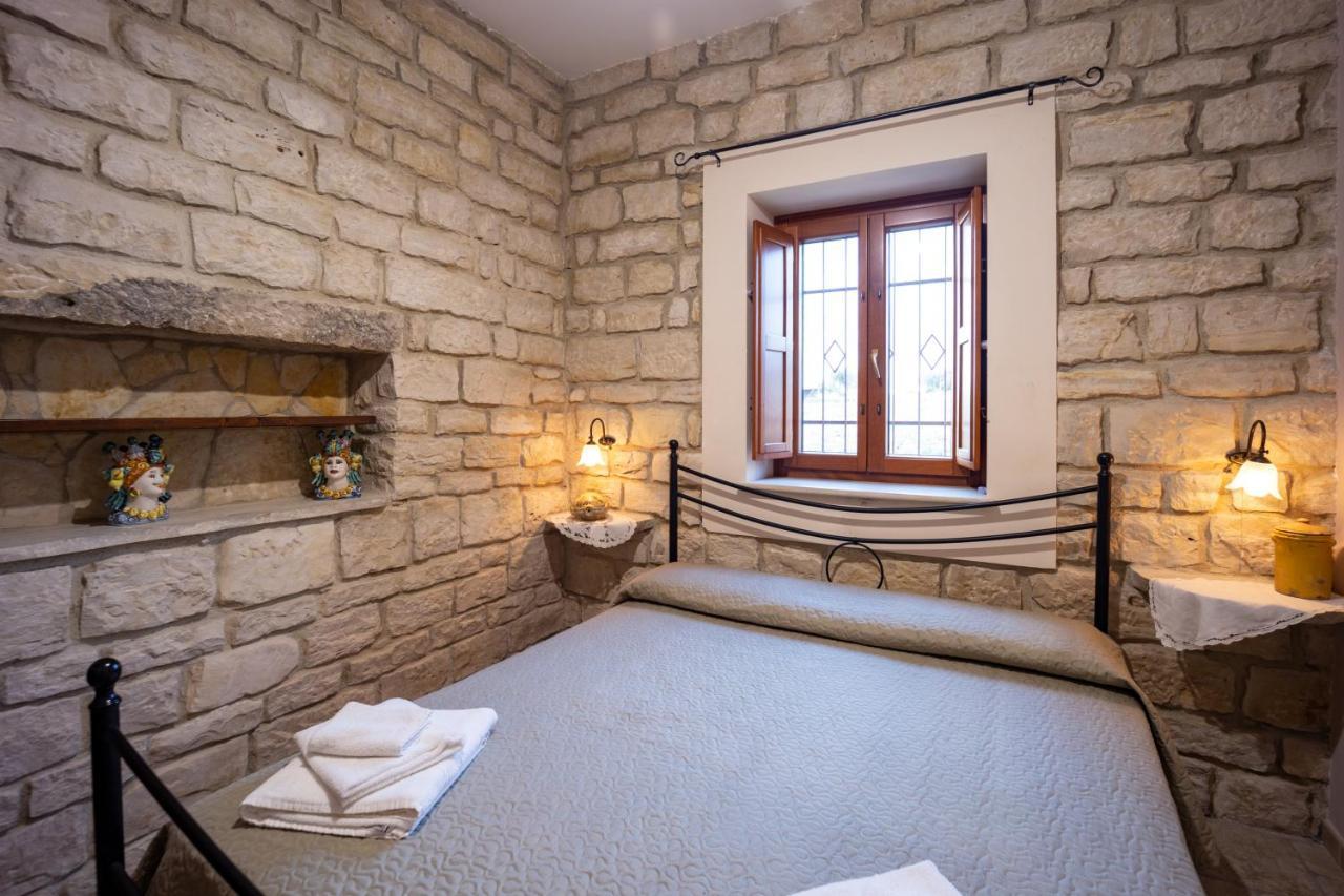 Casale Della Contea Guest House โมดิกา ภายนอก รูปภาพ