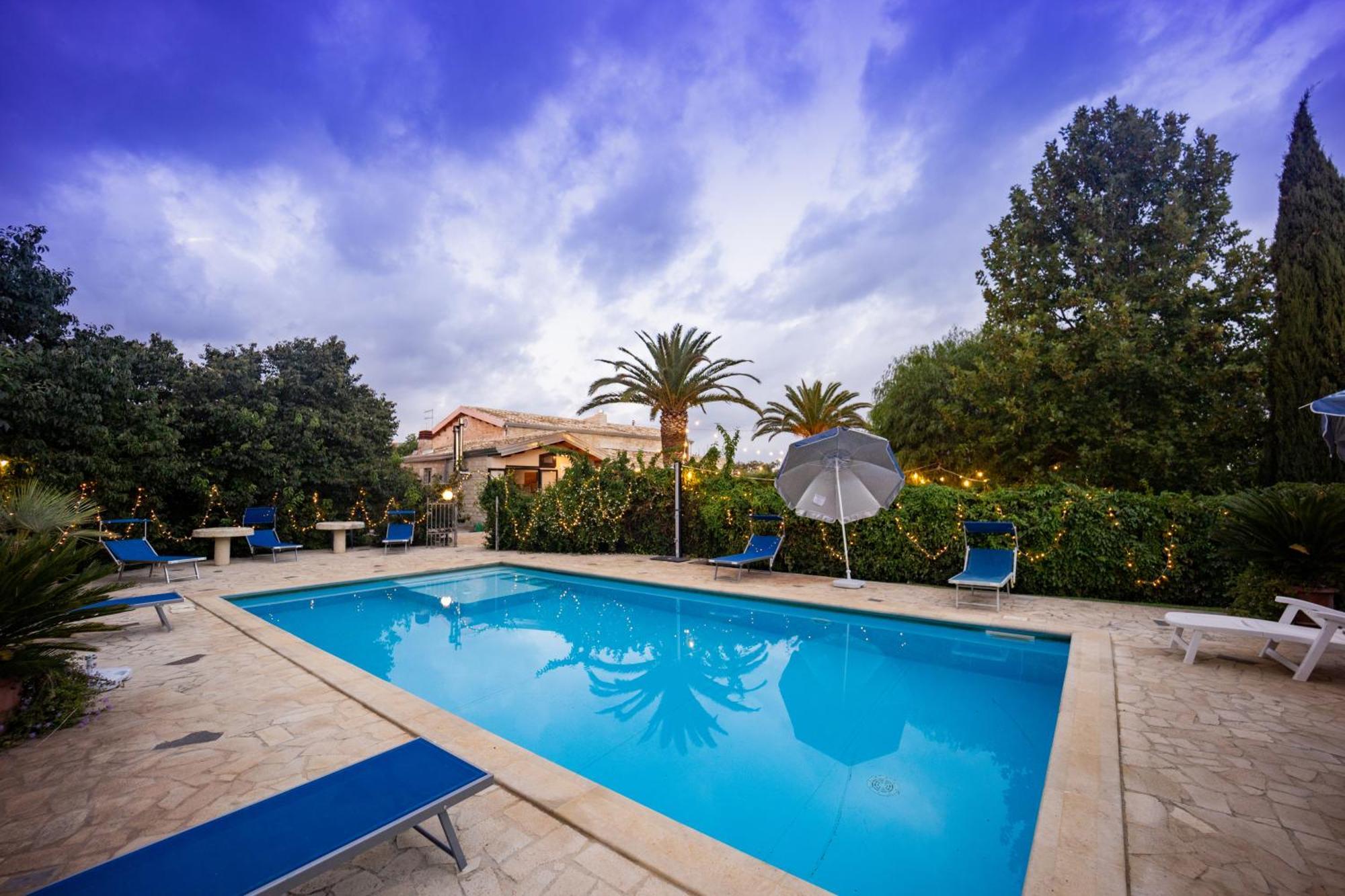 Casale Della Contea Guest House โมดิกา ภายนอก รูปภาพ